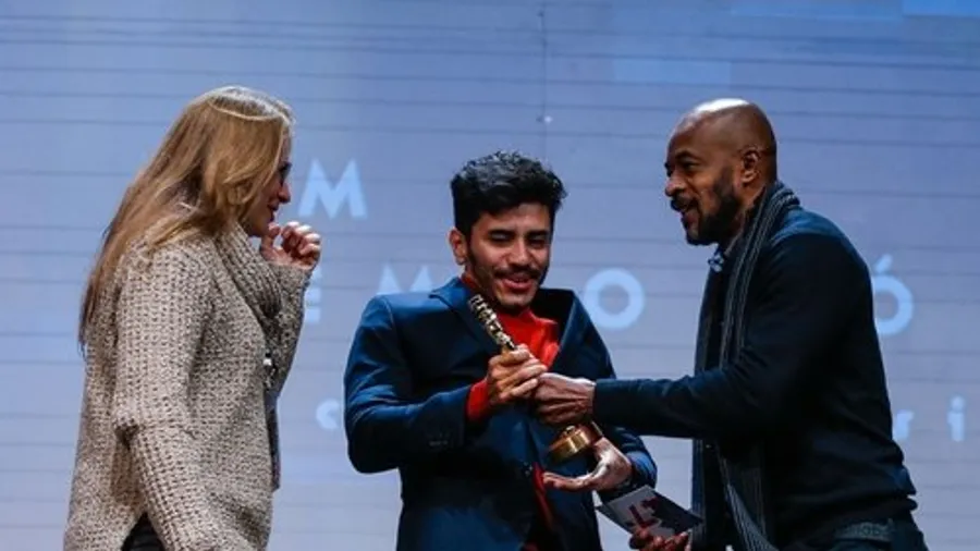 Медиа изображение