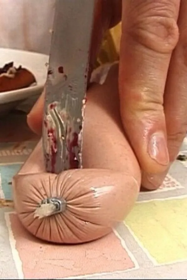 Porzellan-IsoSchizo-Küchentat des neurodermitischen Brockenfalls im Kaffeestrudel und das alles ganz teuer