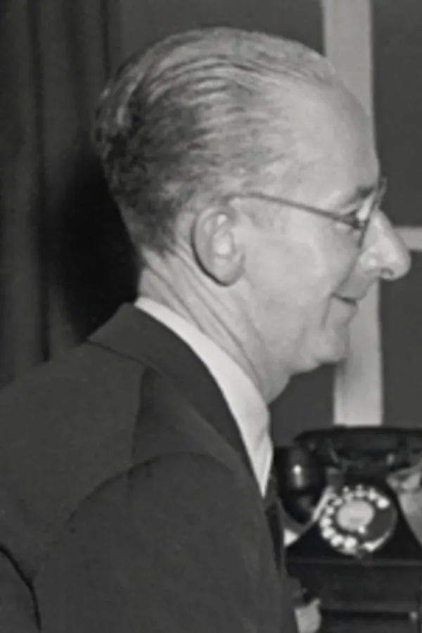 Аватар персоны Angus MacPhail