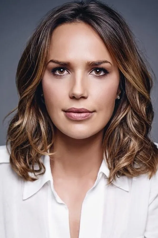 Аватар персоны Arielle Kebbel