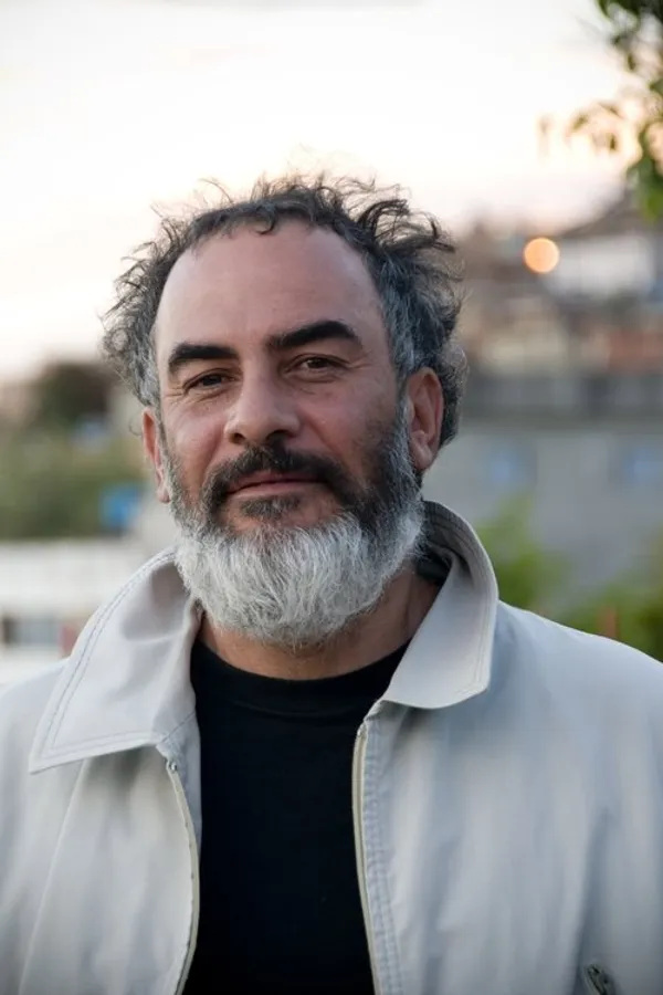 Аватар персоны Cao Guimarães