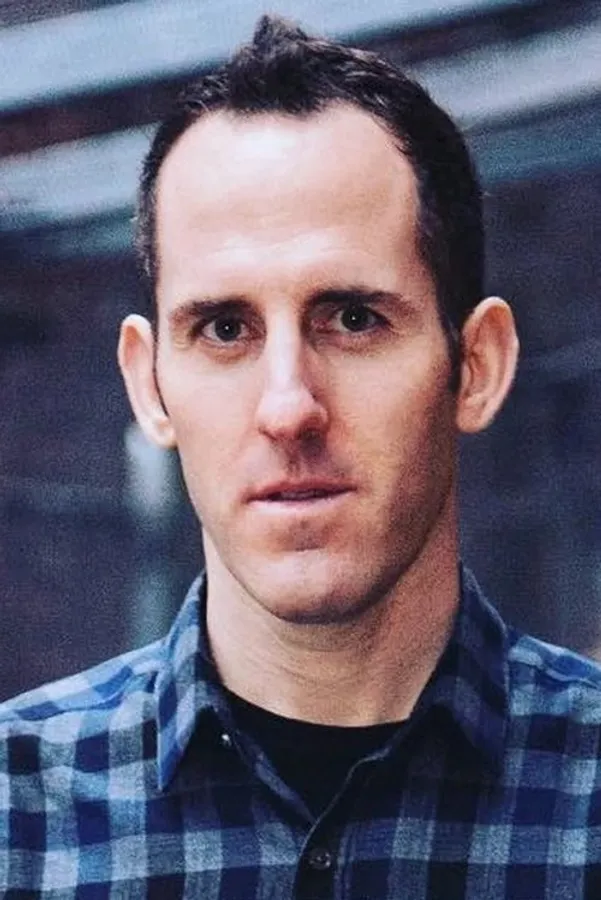 Аватар персоны Chuck Comeau