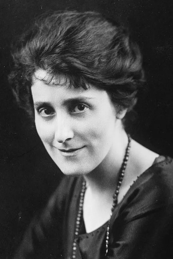 Аватар персоны Clemence Dane