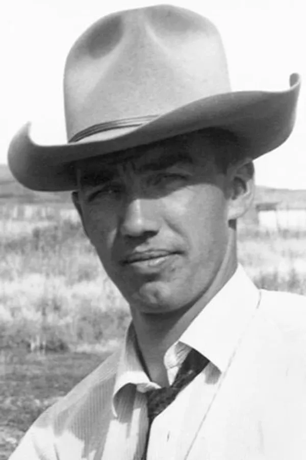 Аватар персоны Colin Low