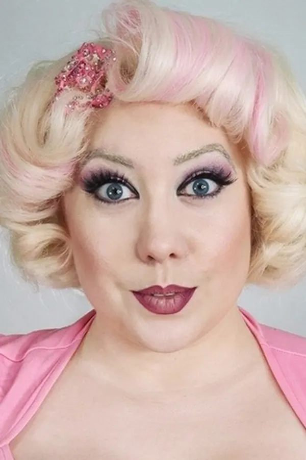 Аватар персоны Dee Flowered