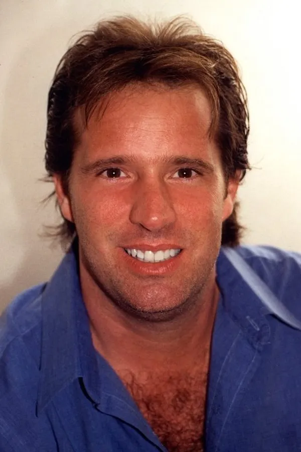 Аватар персоны Derek Savage