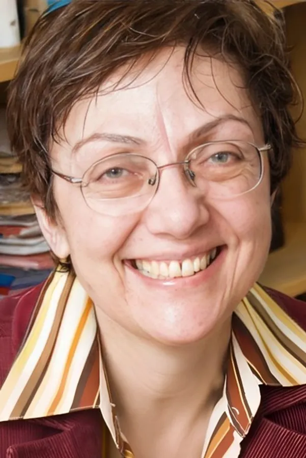 Аватар персоны Feride Çiçekoğlu