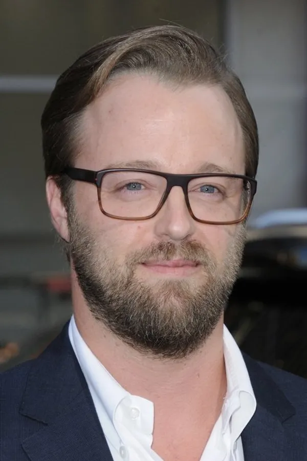 Аватар персоны Joshua Leonard