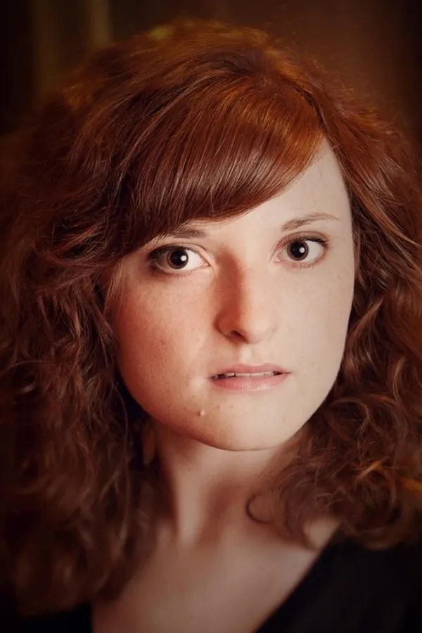 Аватар персоны Julia Jones