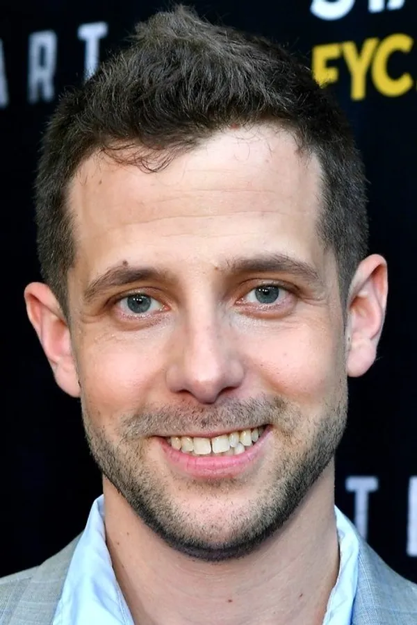 Аватар персоны Justin Marks