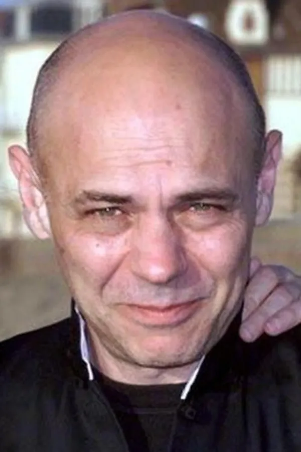 Аватар персоны Lewis Furey