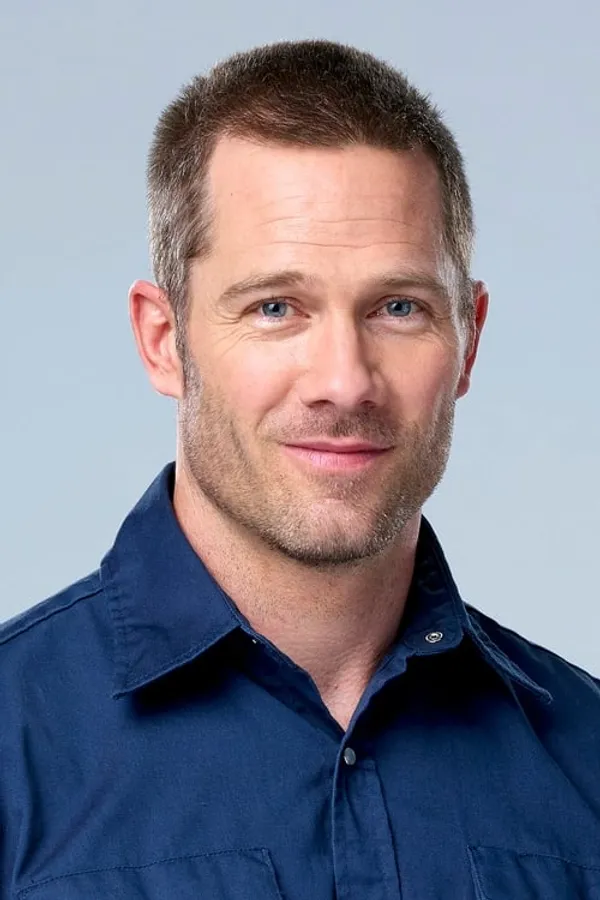 Аватар персоны Luke Macfarlane