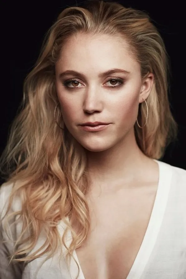 Аватар персоны Maika Monroe