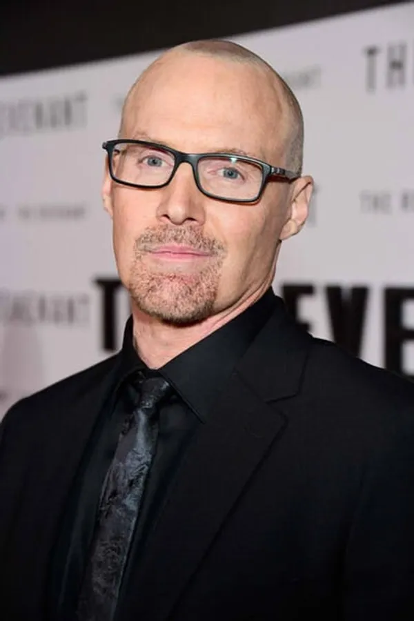 Аватар персоны Mark L. Smith