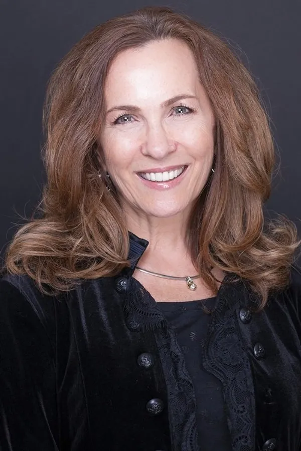 Аватар персоны Mary-Lu Zahalan