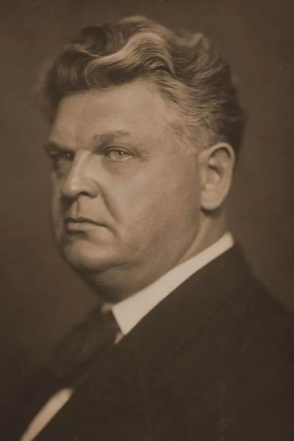 Аватар персоны Mihail Sadoveanu