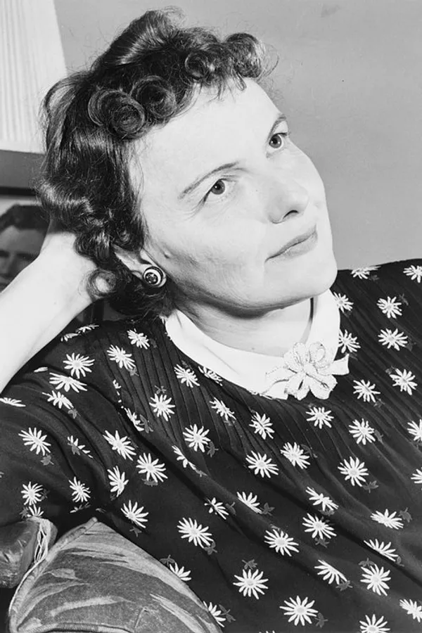 Аватар персоны Sally Benson