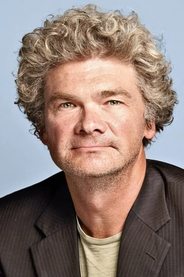 Аватар персоны Simon Farnaby