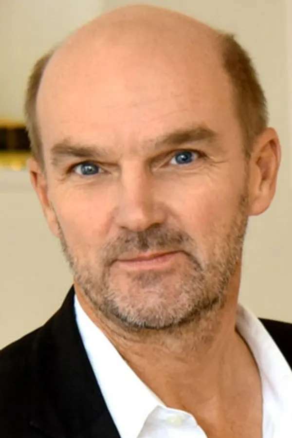 Аватар персоны Stephen Lambert