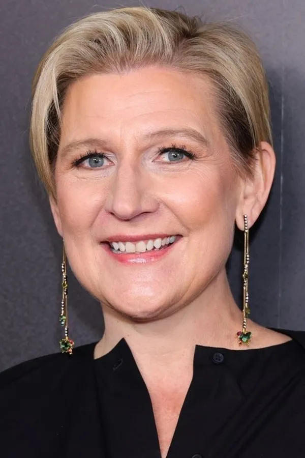 Аватар персоны Sue Naegle